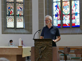 Feierstunde zum Abschluss der Renovierungsarbeiten in St. Crescentius (Foto: Karl-Franz Thiede)